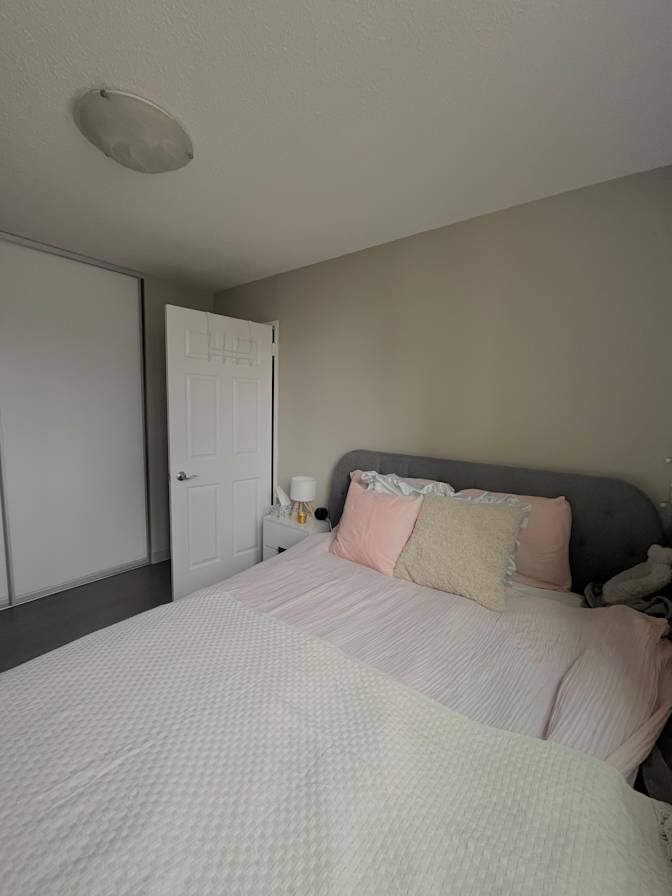 Jona Marie's room