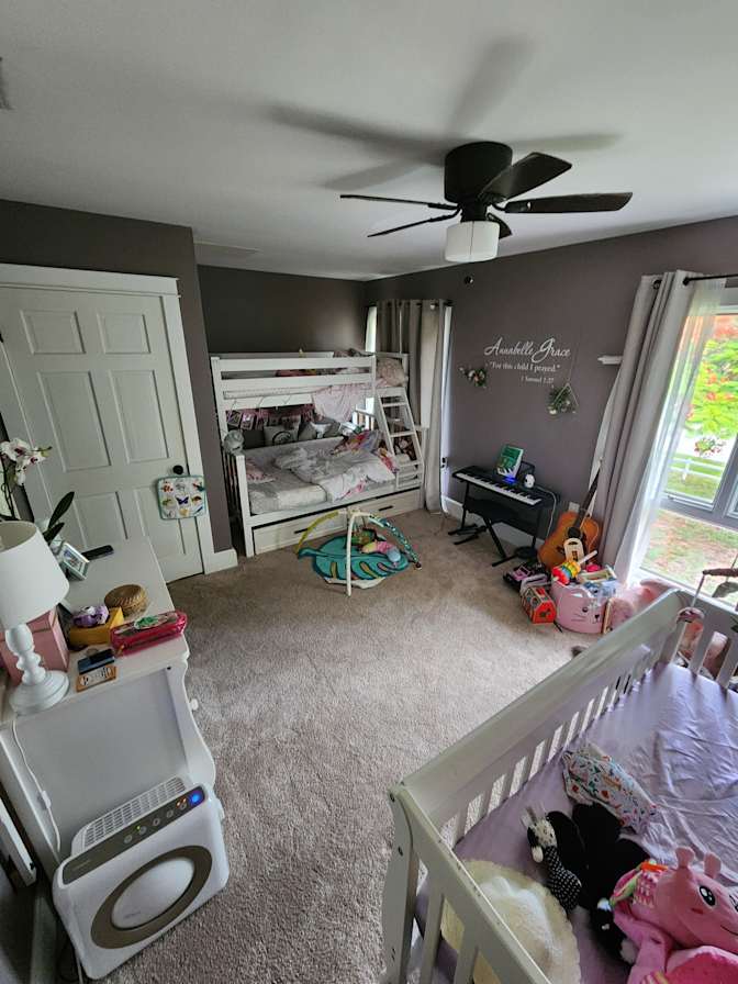 Caroline's room