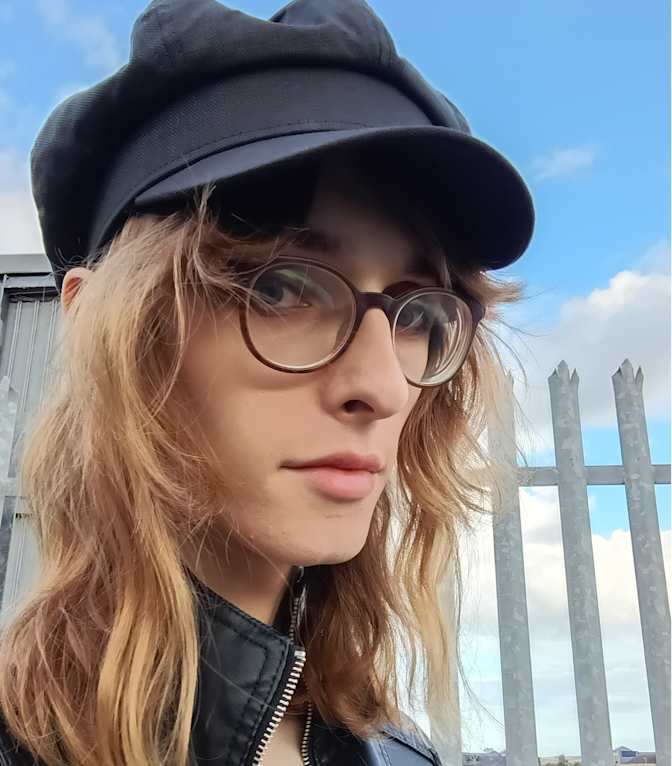 Simone