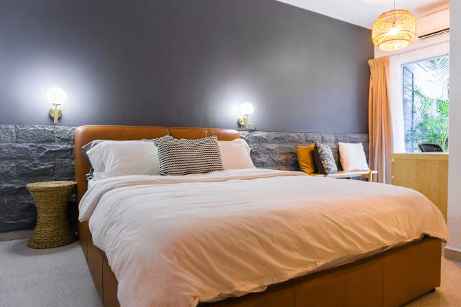 Hei Homes's room