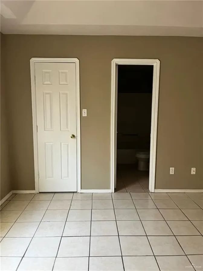 Pablo's room
