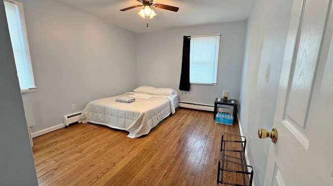 Tee's room
