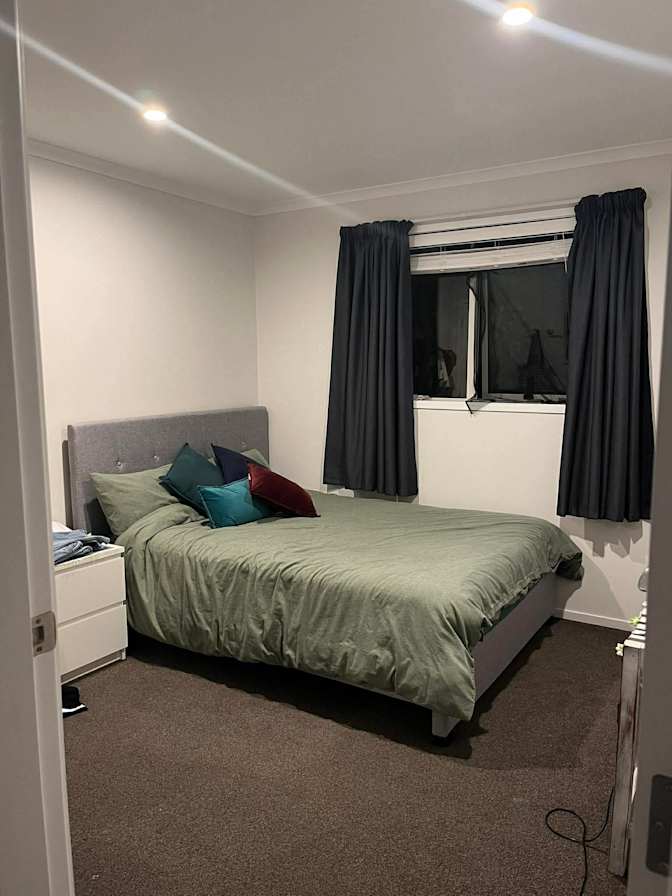 Samantha's room