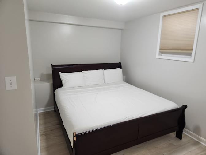 Akinola's room