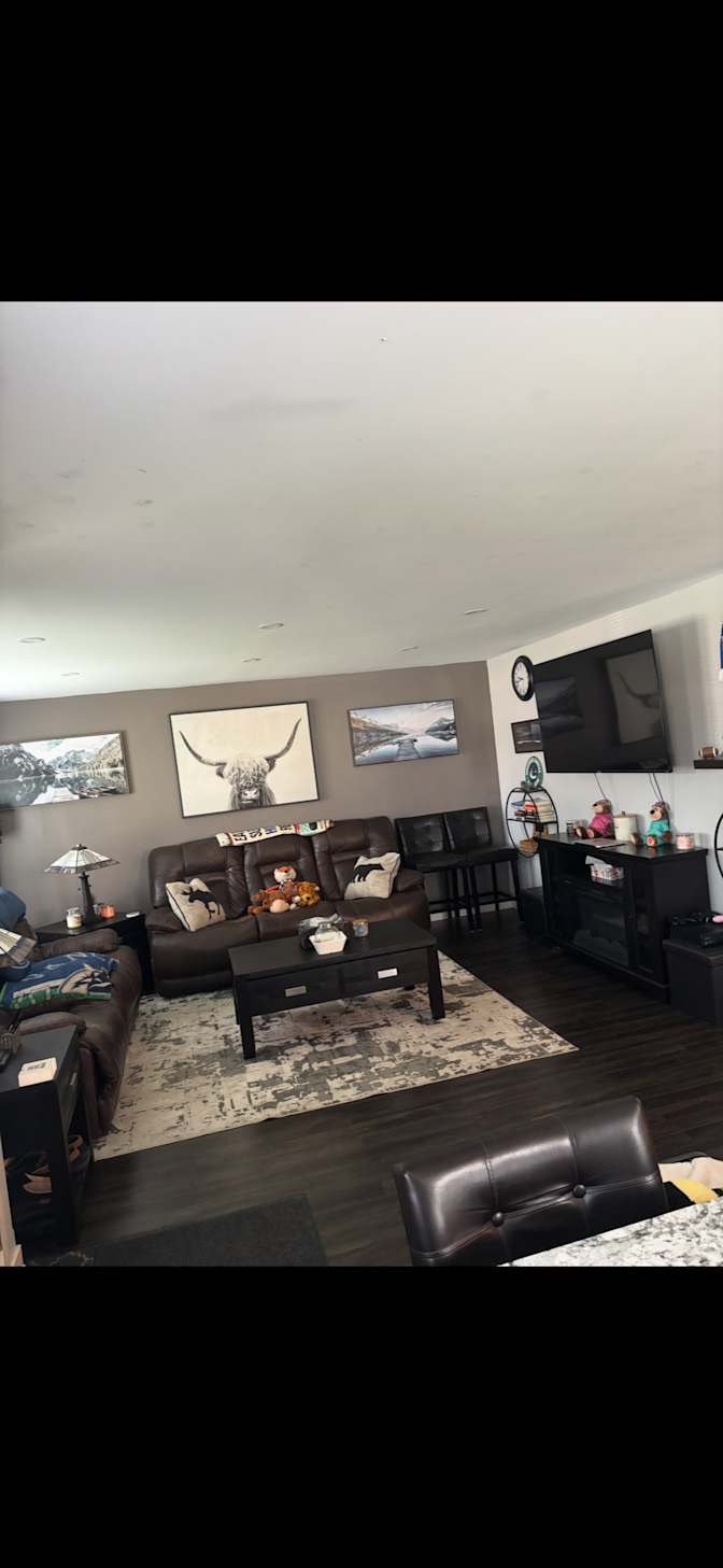 Travis's room