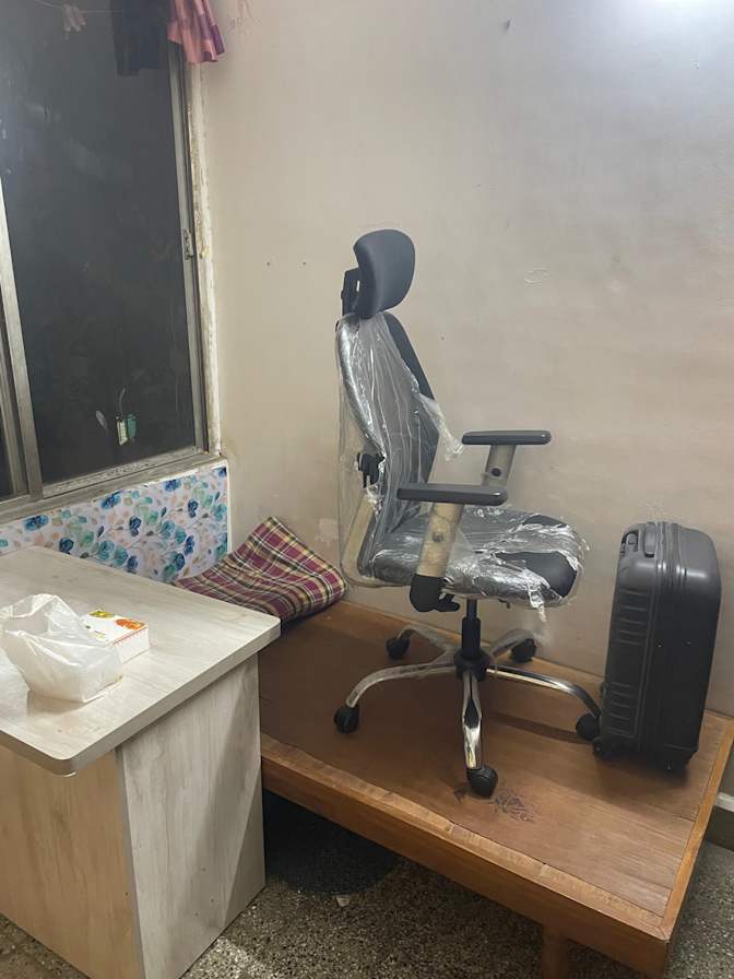 Sonali's room