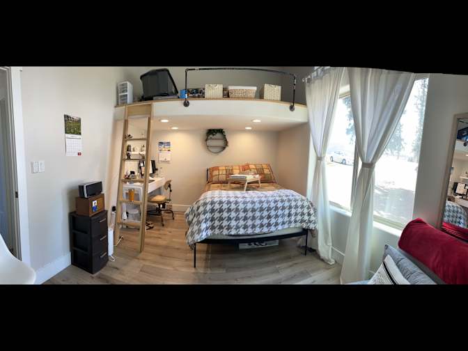 Melanie's room
