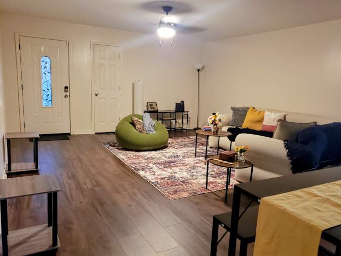 Desarae's room