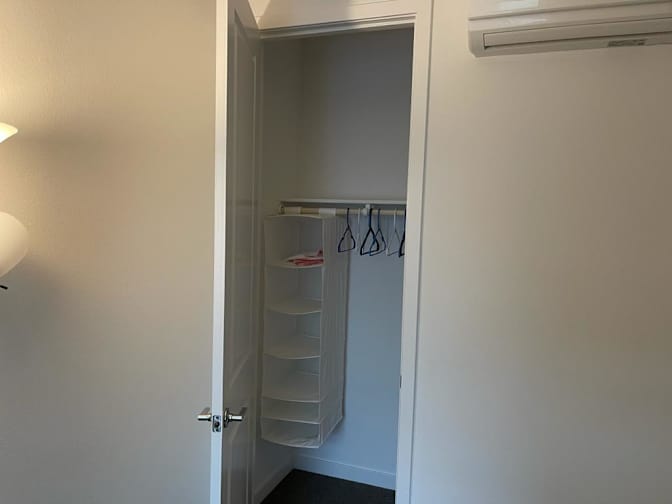 Golden Gate Rentals's room