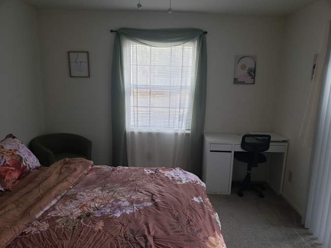 Carla's room