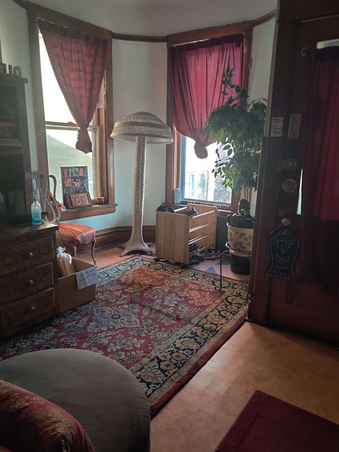 Cote's room