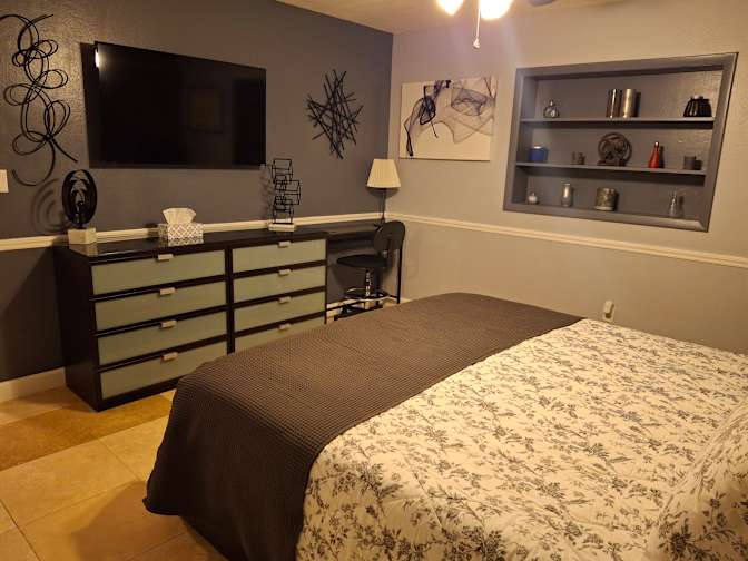 Sebring Florida's room