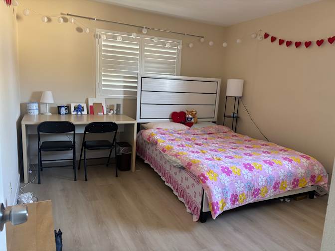 Judy Wang's room