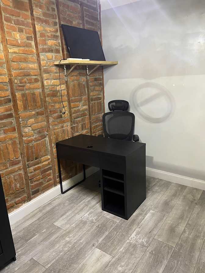 Henry Weber's room