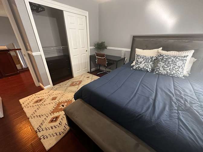 Jennifer's room