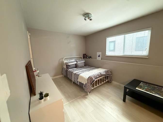 Diana's room