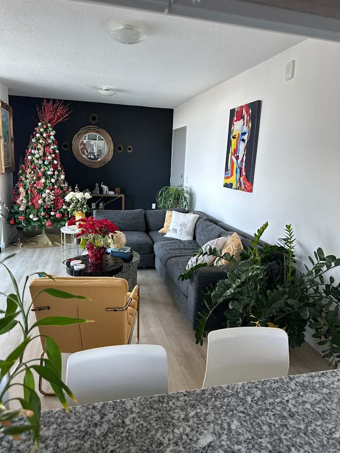 Jorge's room