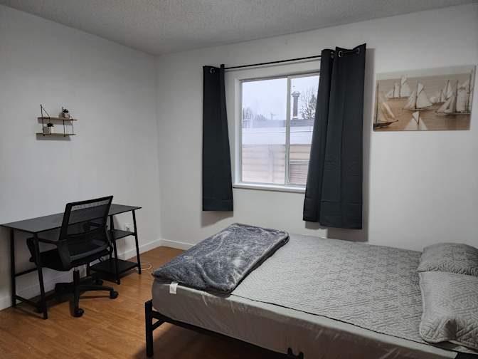 Teresa Tran's room