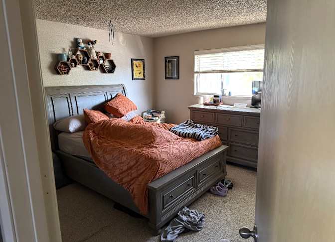 Tammi's room