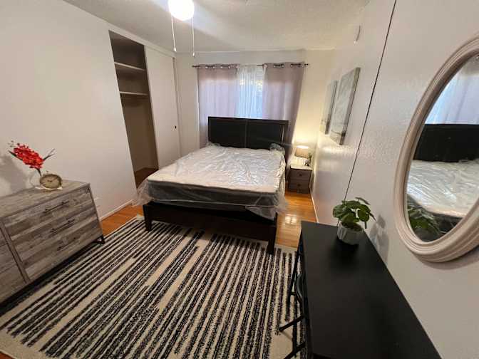 Mike O's room