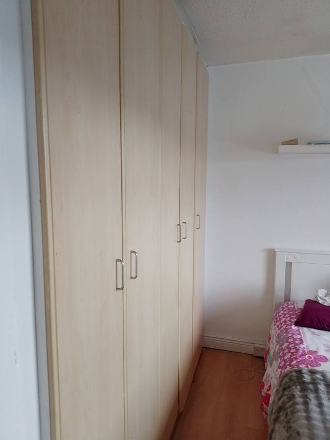 Synthiea Doolan's room