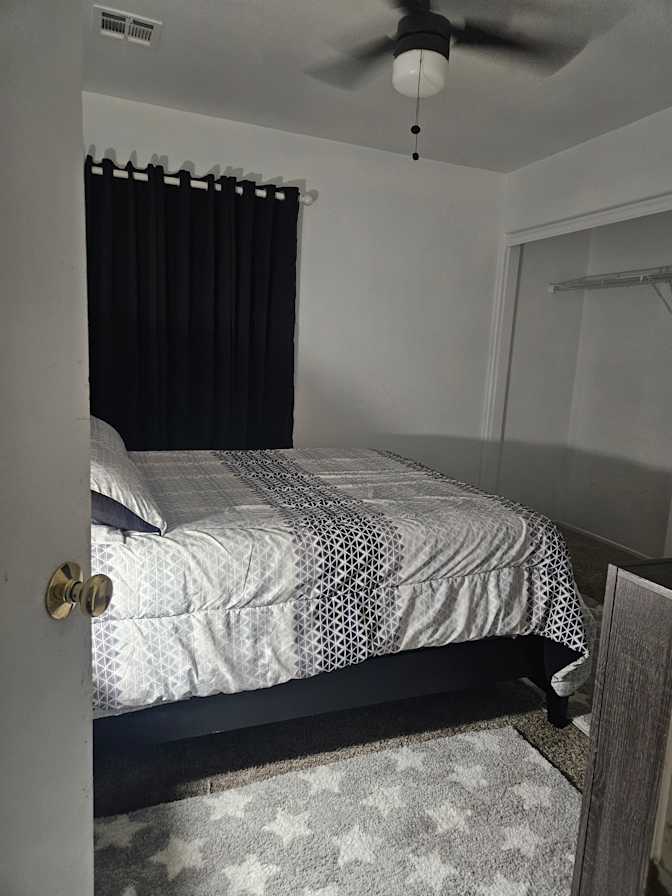 Lorenzo's room