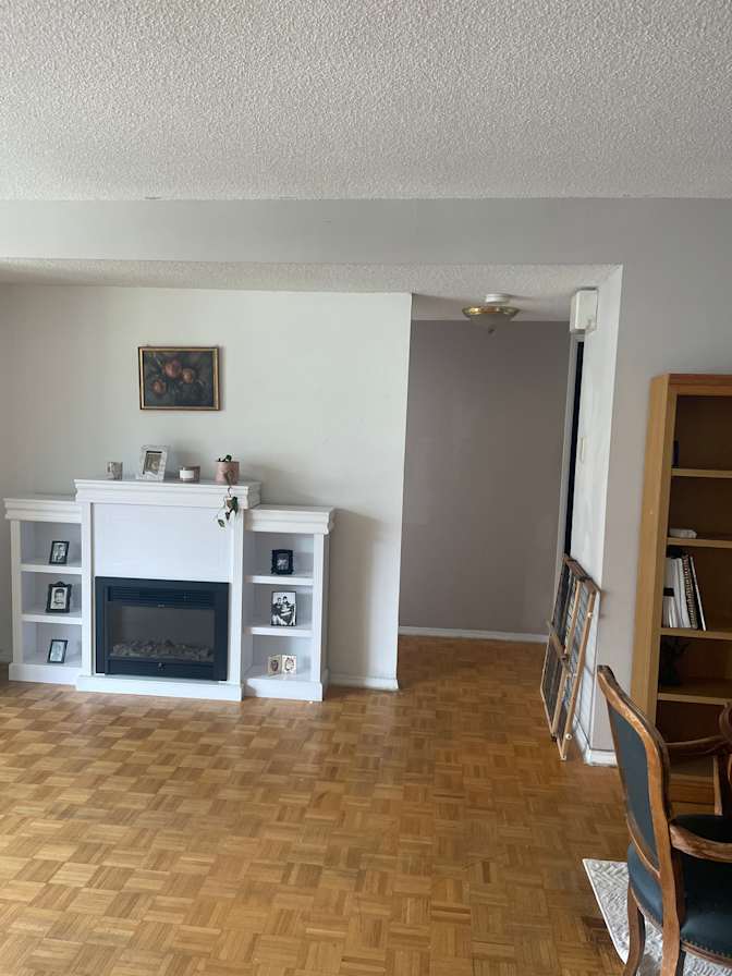 T's room