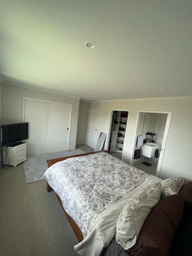 Dahnie's room