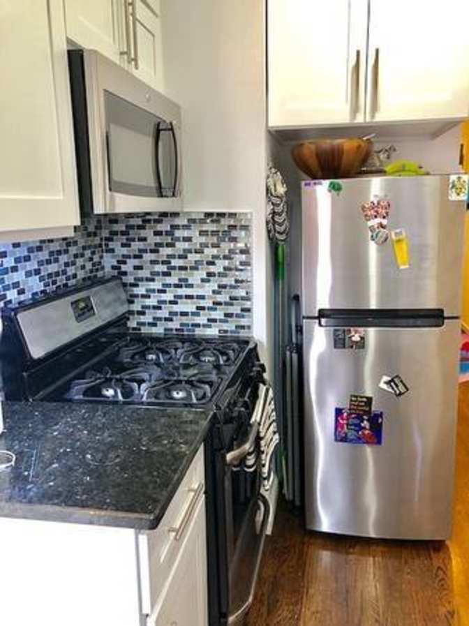 Furnished Room for rent's room