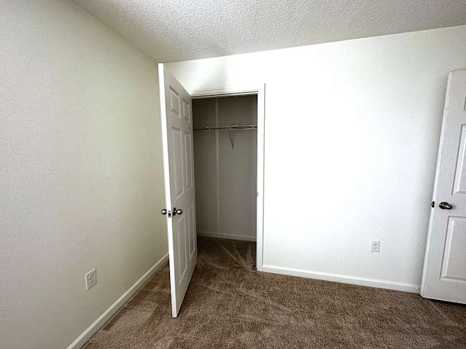 Lizett's room