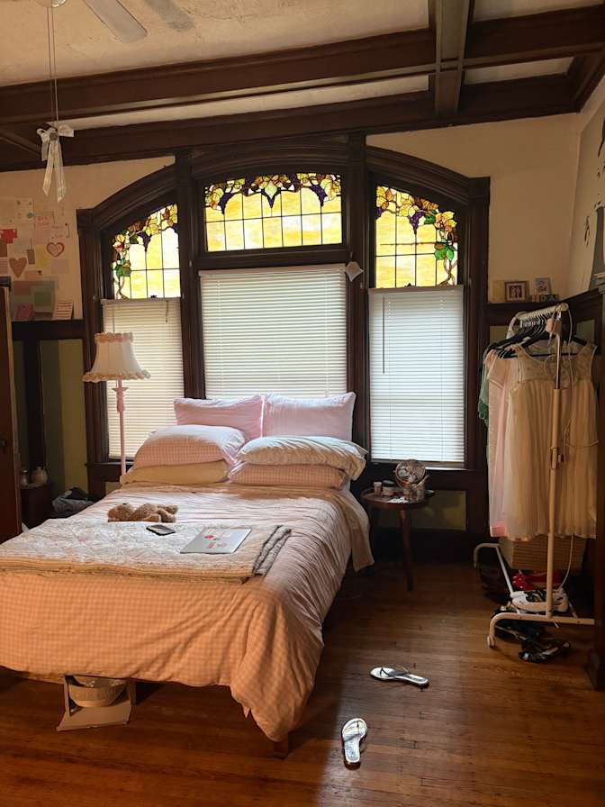 Luna's room