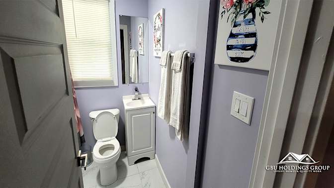 GBU Holdings Group's room