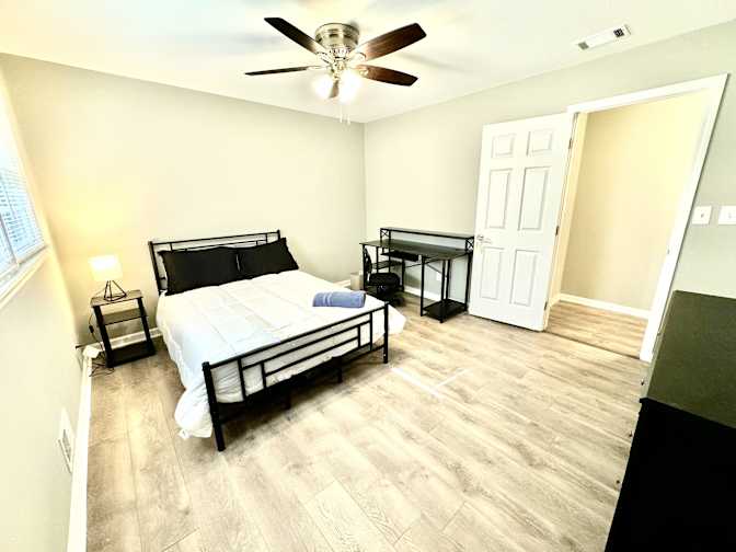 PadSplit's room