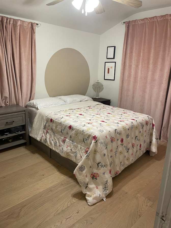 Anthony/Caroline's room