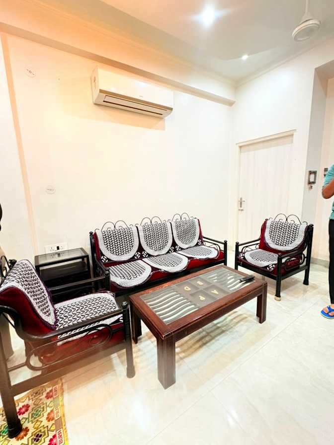 Samarth Srivastava's room