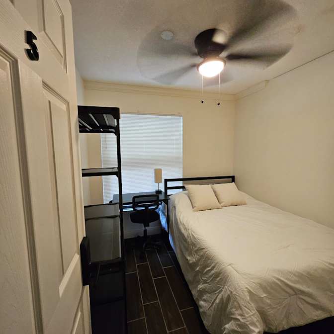 PadSplit's room