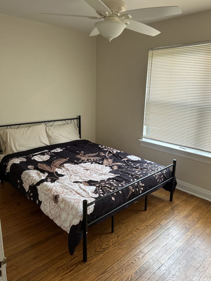 Yvette's room