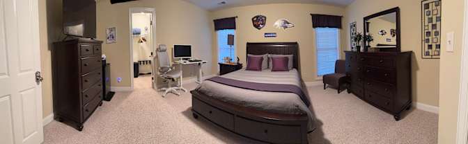 Cather Cheese's room
