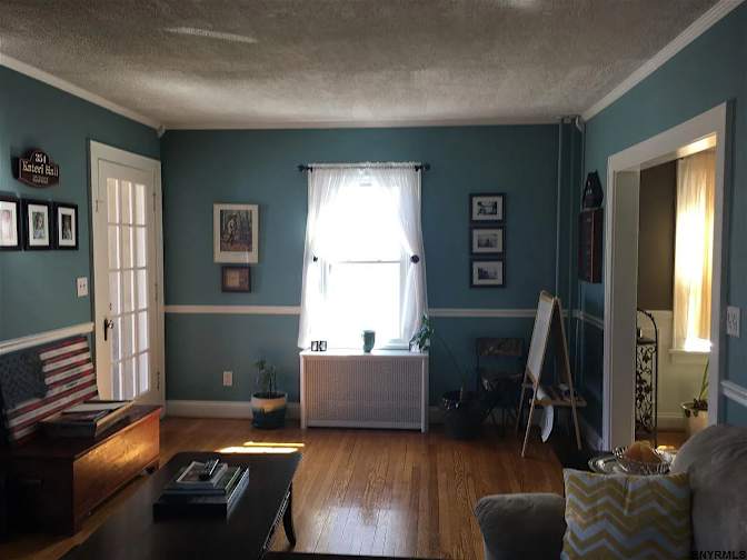 Julia's room