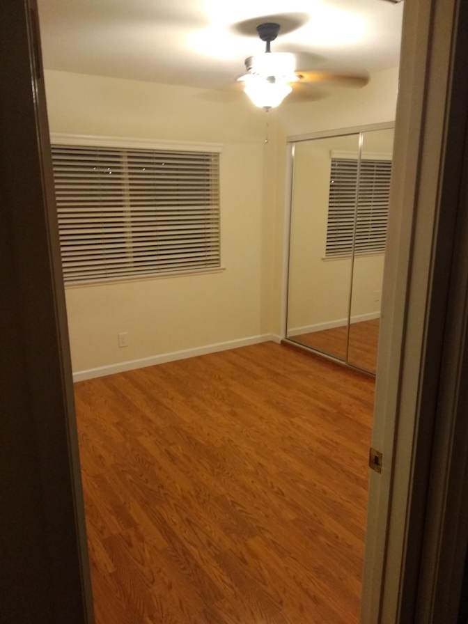 Carlos's room