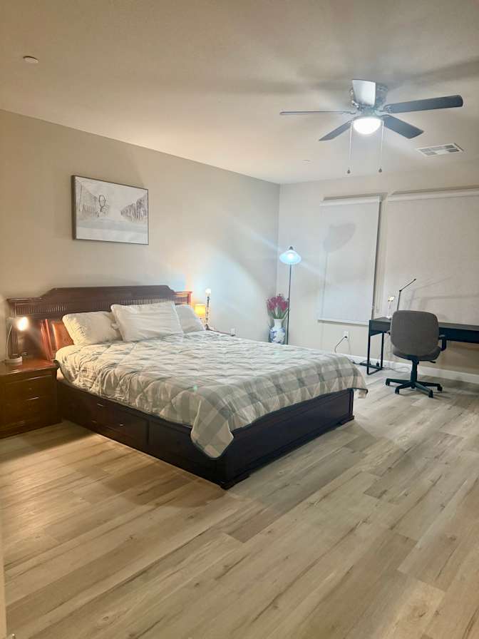 Lily Cai's room