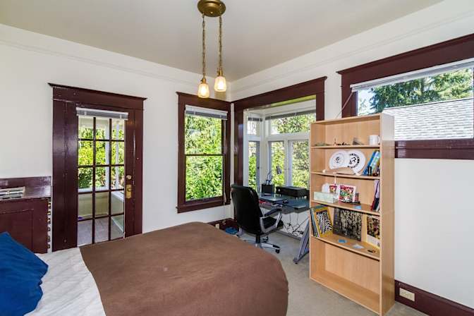 Emily's room