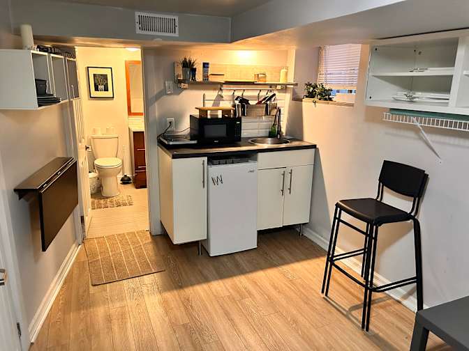 Nick Sarkovski's room