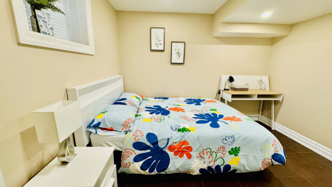 Jo's room