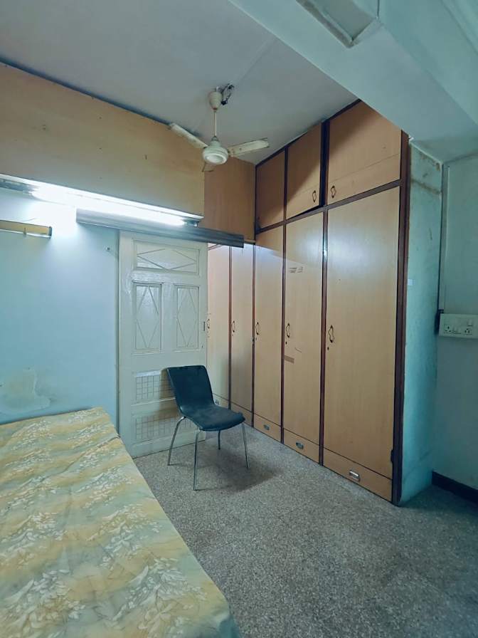 Chakshu Vaidya's room