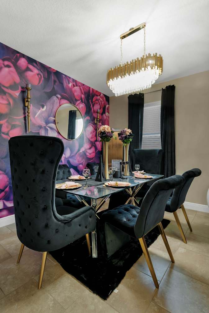 Janice's room