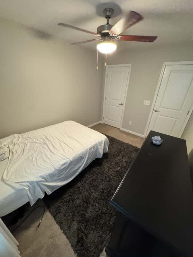 Shantal's room