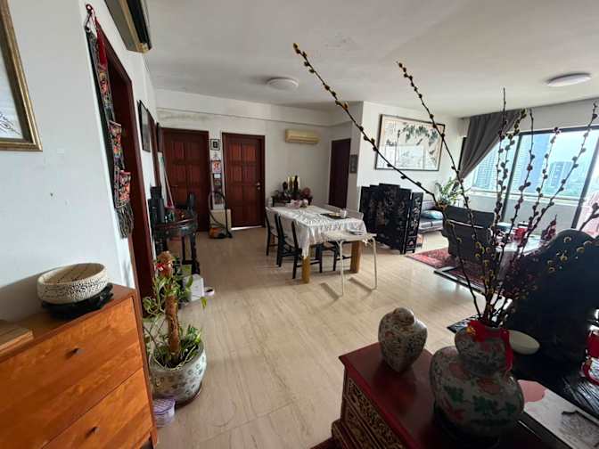 Stephanie Liu's room
