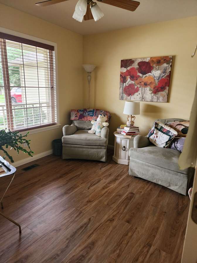 Darlene's room