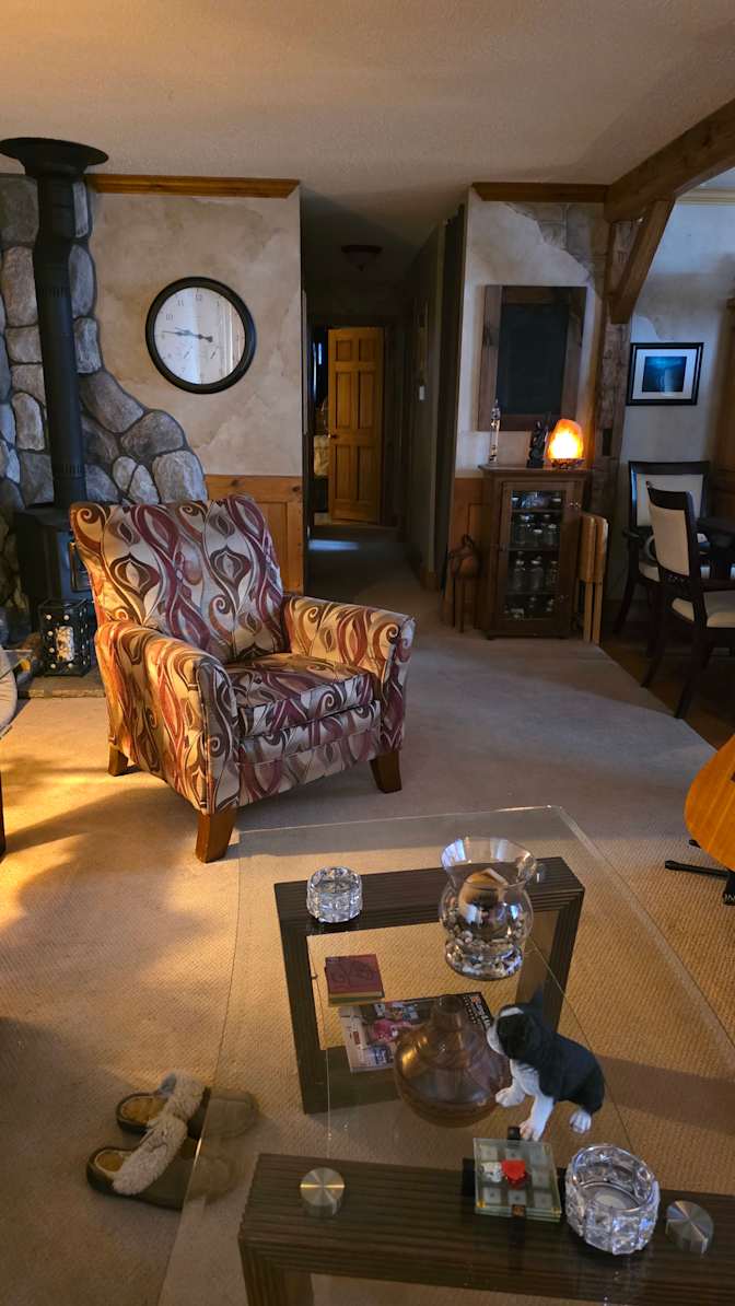 Suzanne Del RIZZO's room